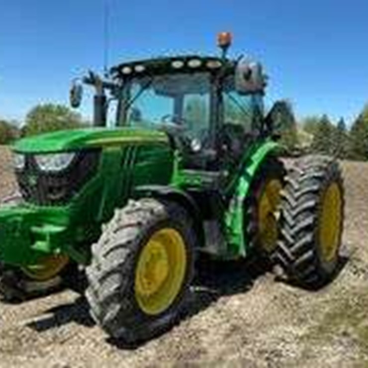 2013 JD 6125R Tractor, MFWD, 1048 hrs., IVT trans., 3 hyd remotes,