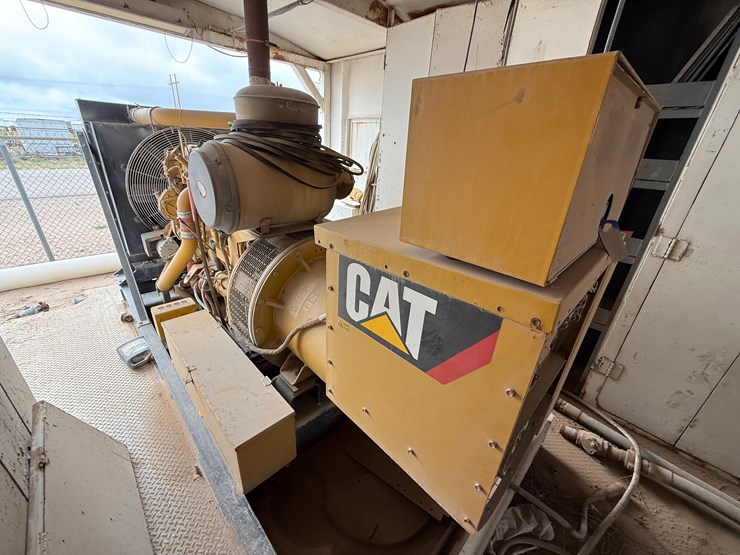 2012-caterpillar-c15-image-15
