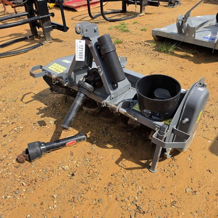 173 - TITAN 20493PT HITCH TILLER