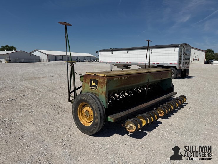john-deere-8300-image-7