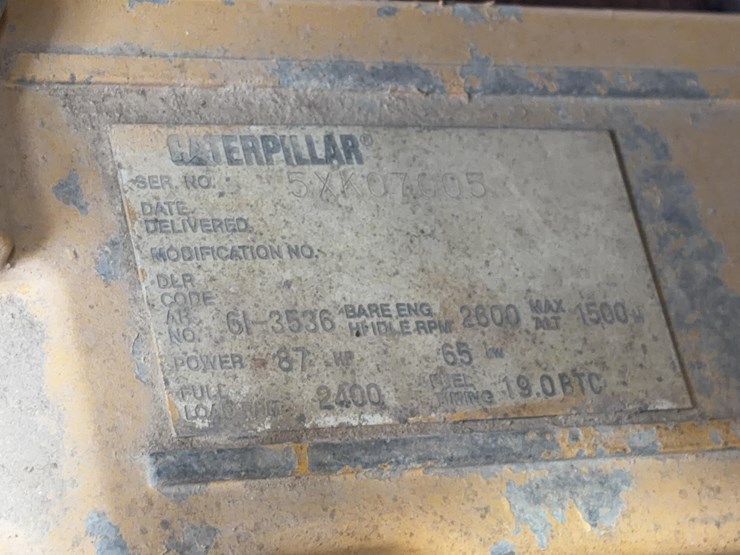 1995-caterpillar-d4c-image-40