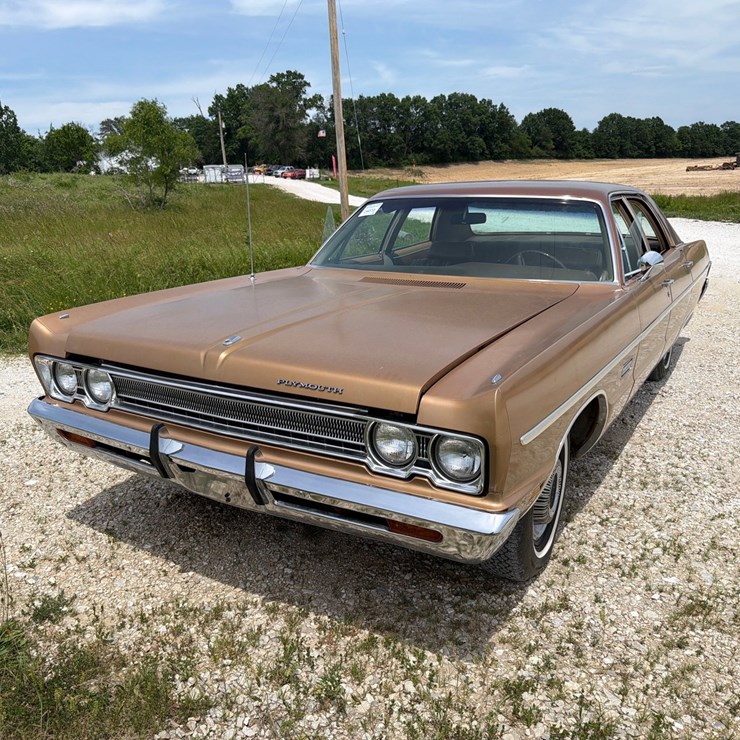 #24070 • 1969 Plymouth Fury