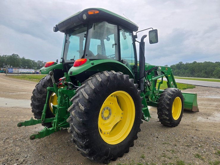 john-deere-6105d-image-12