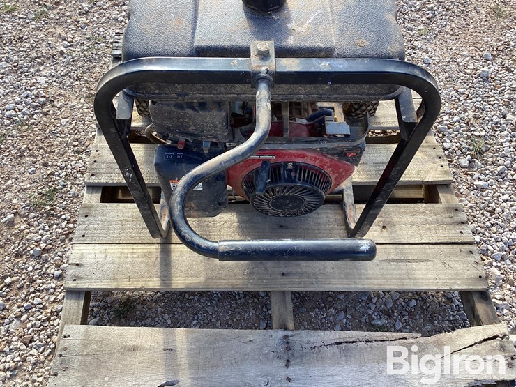 black-max-pm0535001-generator-image-14