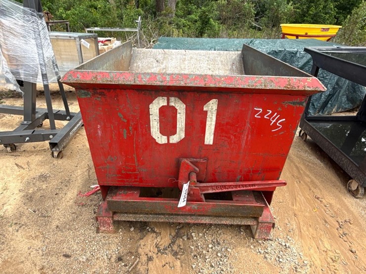 2245---3'-x-3'-metal-dump-hopper-image-6