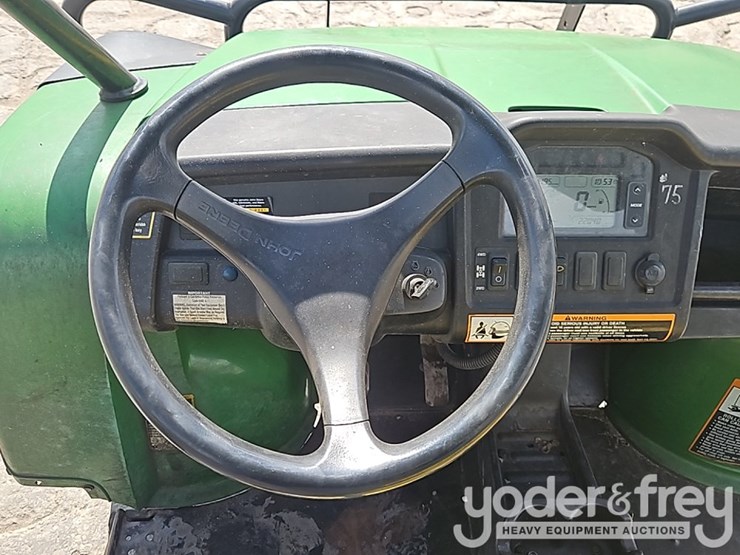 2012-john-deere-gator-image-23