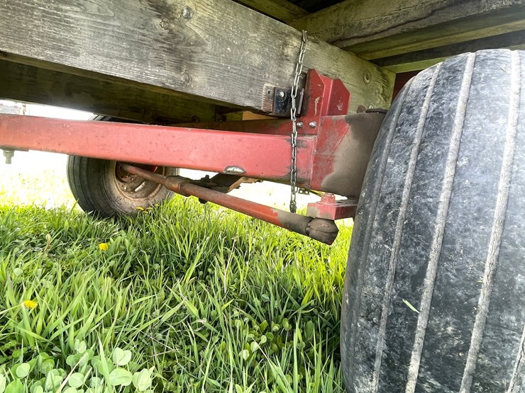 #3296-•-h&s-7-+-4-twin-auger-chopper-box-image-24