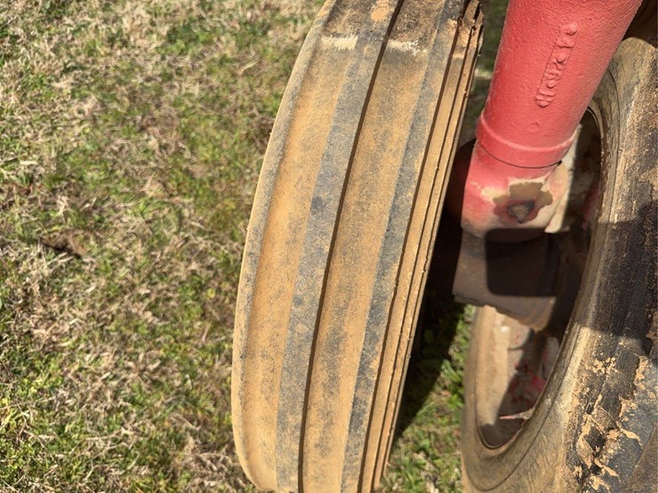 farmall-f-20-image-16
