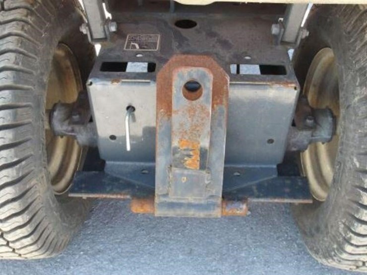 2013-kubota-t1880-image-24