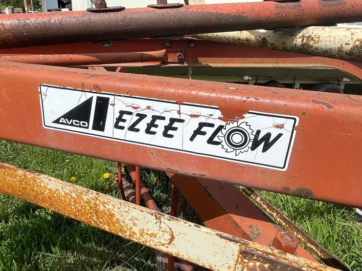 #2111-•-avco-ezee-flow-rake-image-7