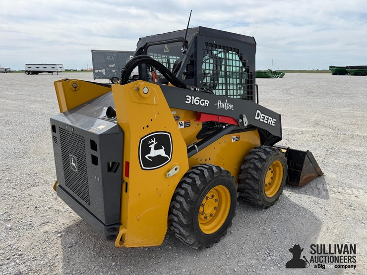2024-deere-316gr-image-5