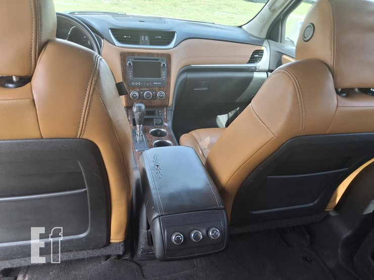 2014-chevrolet-traverse-image-14