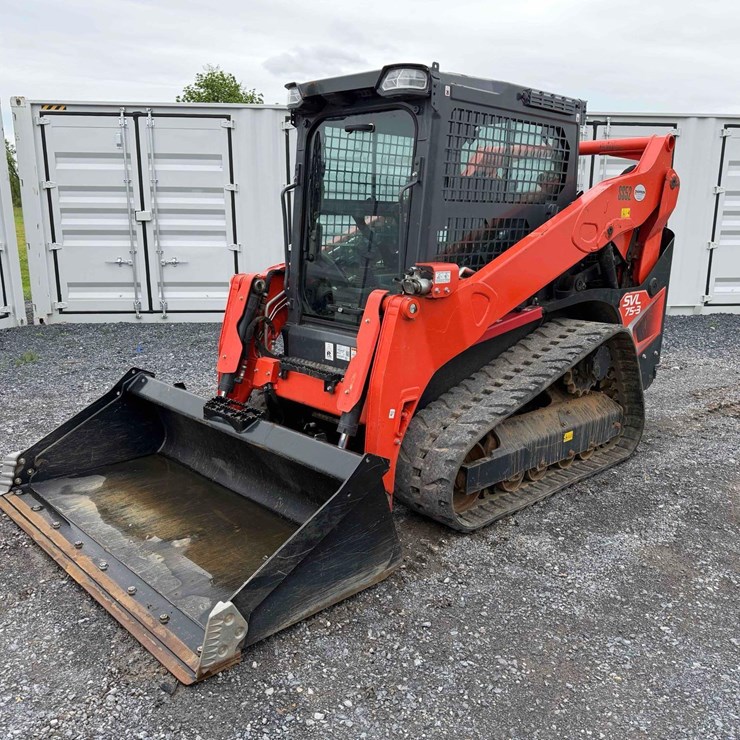 KUBOTA SVL75-3