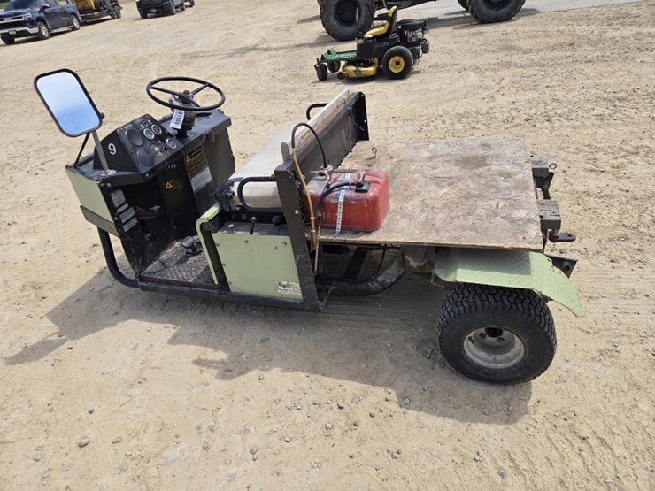 #1966-•-cushman-golf-cart-image-7