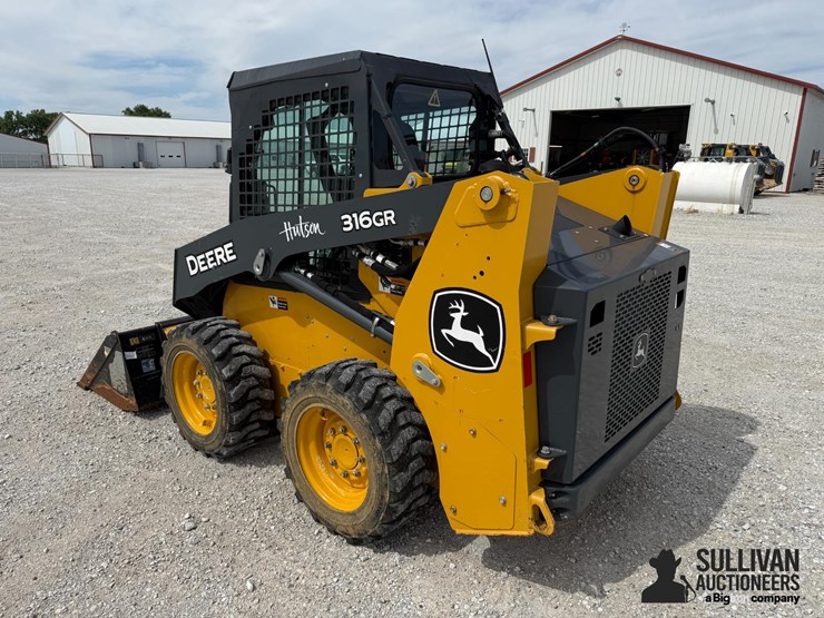 2024-deere-316gr-image-7