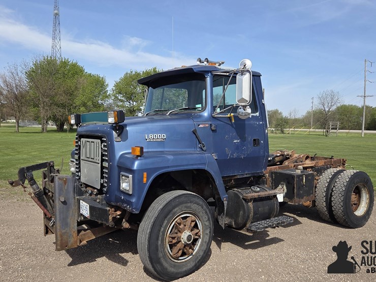 1994-ford-l8000-image-1