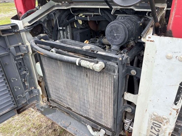 takeuchi-tl10v2-image-16