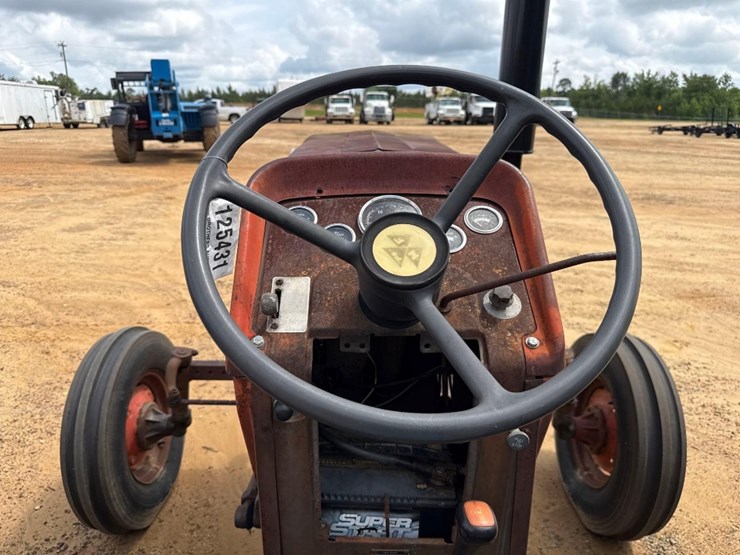 massey-ferguson-175-image-9