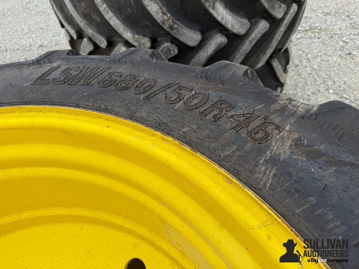 john-deere-12-image-14