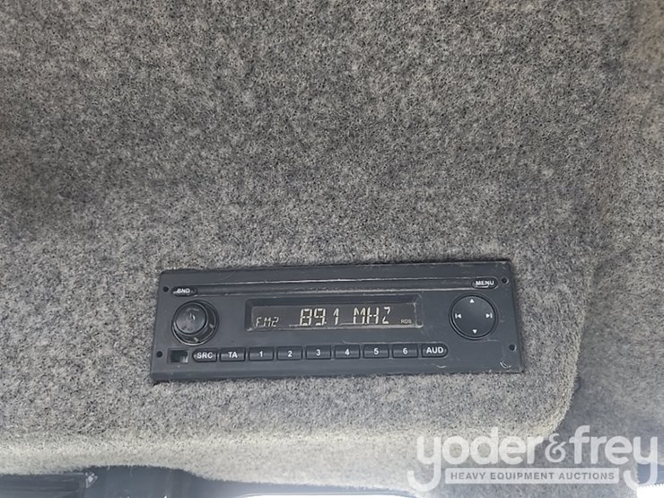 2020-deere-310sl-image-49