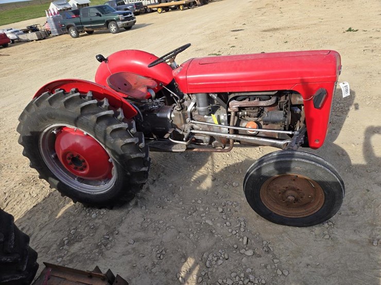 massey-ferguson-to35-image-14