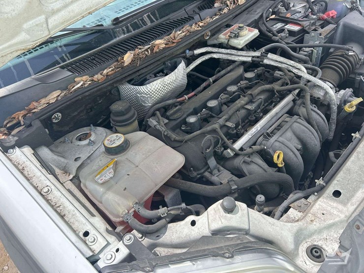 2011-ford-transit-connect-image-9