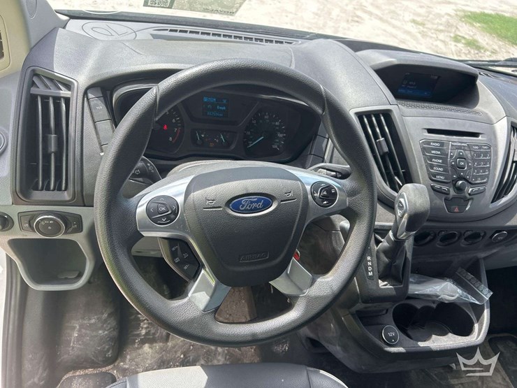 2018-ford-transit-image-11