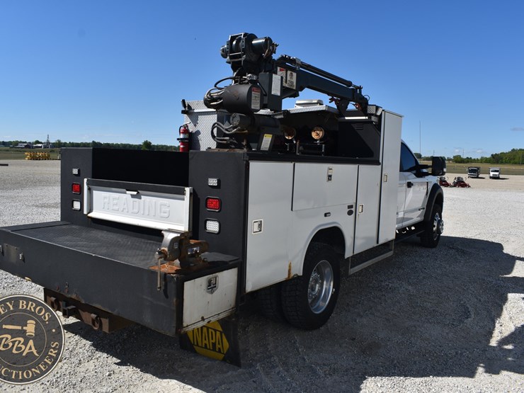 2017-ford-f550-xl-image-6