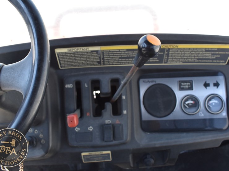 2012-kubota-rtv900-image-15