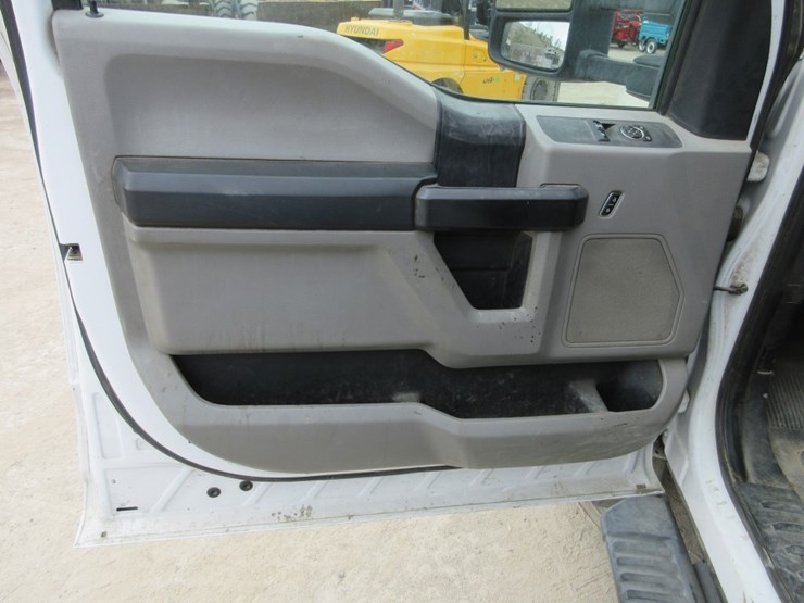 2019-ford-f550-xl-sd-image-12