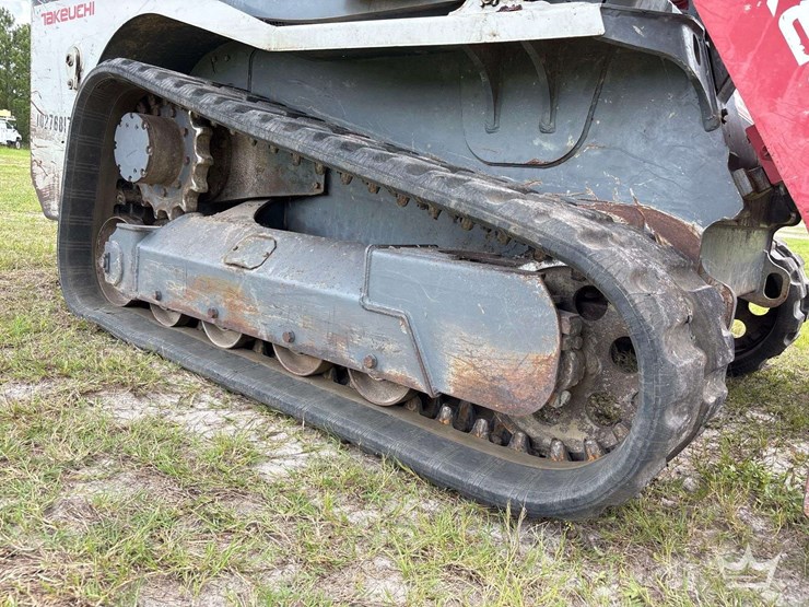 takeuchi-tl10v2-image-34
