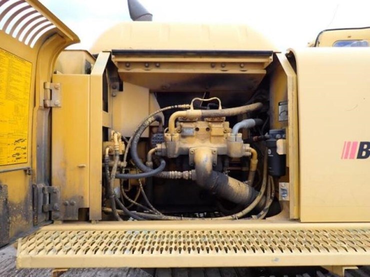 2001-deere-270-lc-image-54