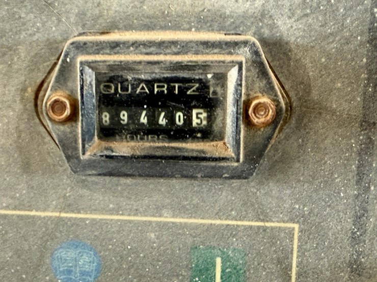 2012-caterpillar-c15-image-24