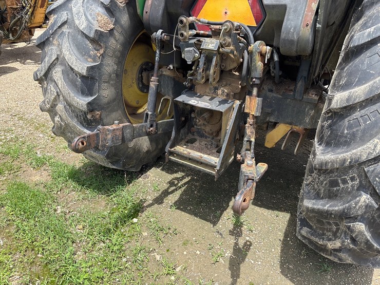 john-deere-5520-image-5