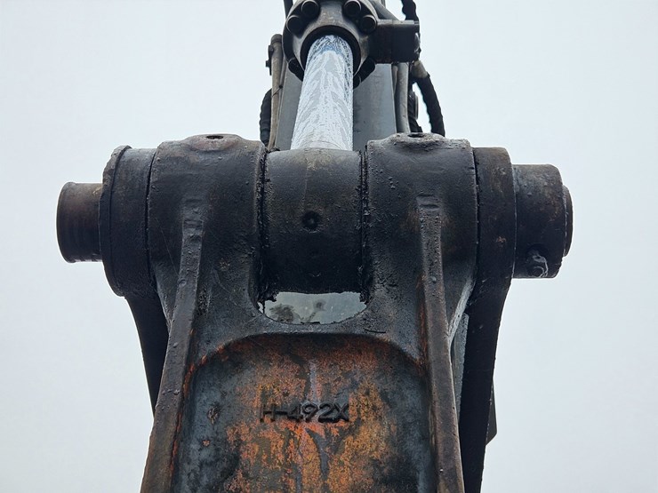2010-deere-200d-lc-image-91