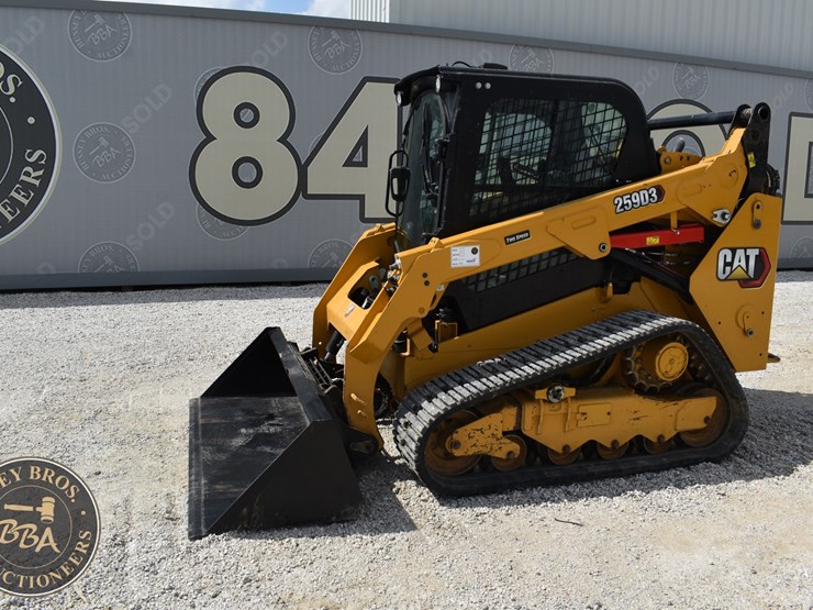 2023-caterpillar-259d3-image-4