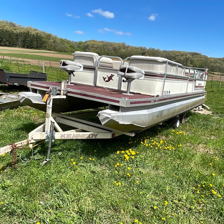 #2103 • 1990 Kennedy 24' Supreme Pontoon and Trailer (Has WI Title)