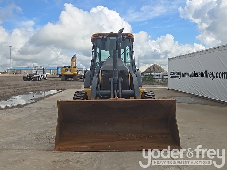 2020-deere-310sl-image-8