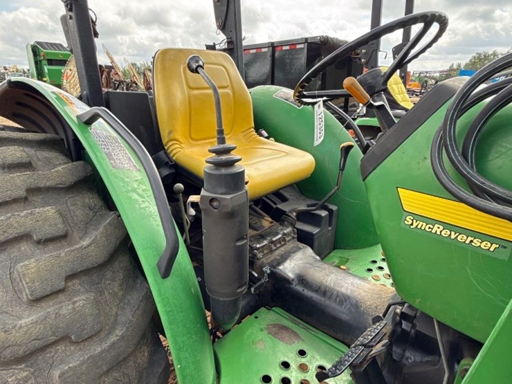 john-deere-5205-image-14