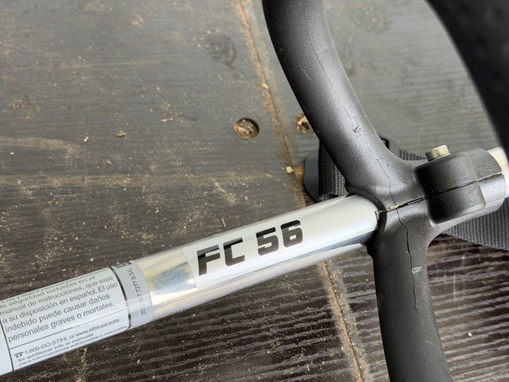 #6022-•-stihl-fc56-edger-image-9