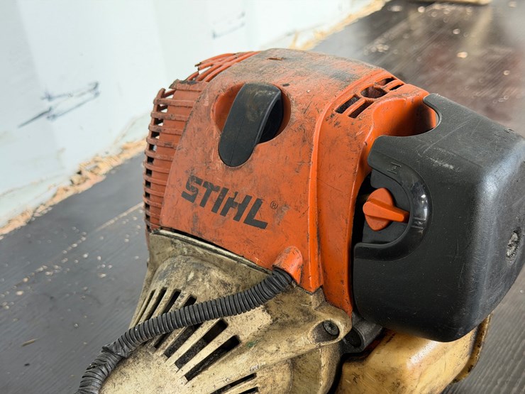 #6067-•-stihl-6'-pole-saw-image-5