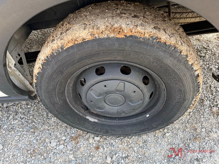 2019-ford-transit-image-7