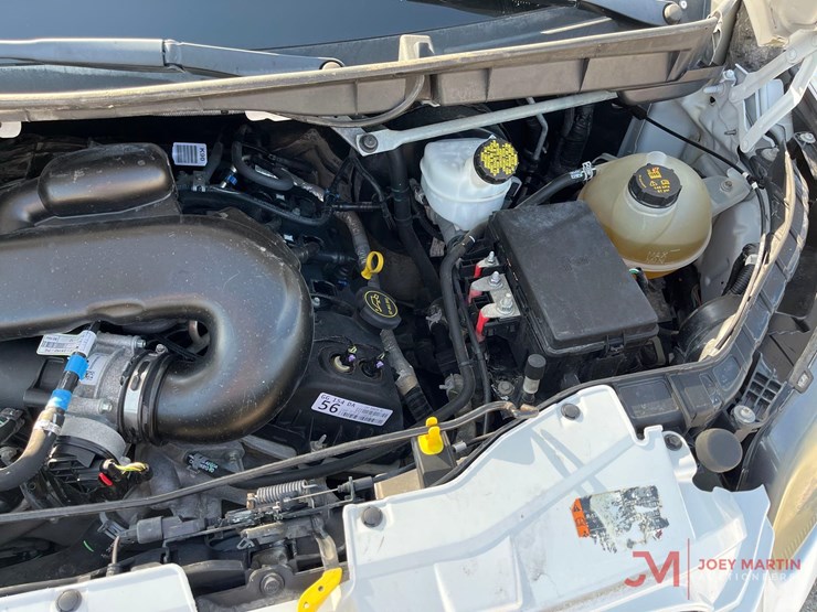 2019-ford-transit-image-15