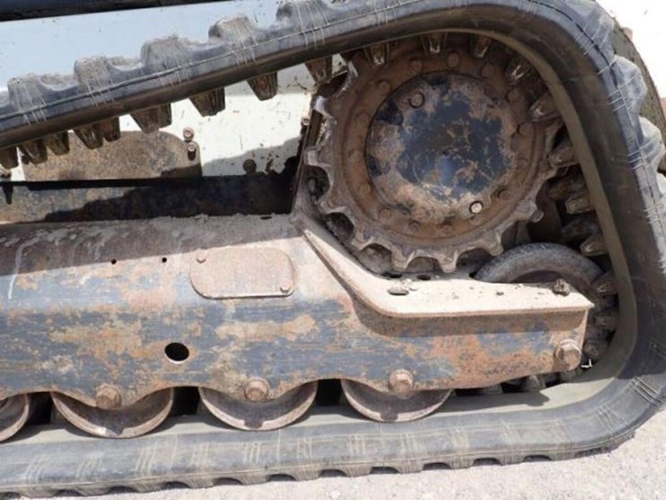 2017-bobcat-t550-image-30
