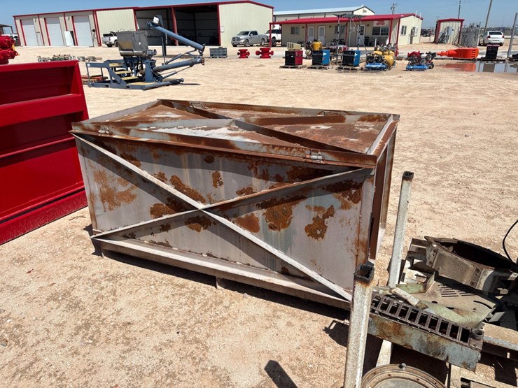 6.5’-x-3’-x-3.5’-metal-toolbox-w/-contents-&-incomplete-deutz-3-cylinder-diesel-engine-image-6