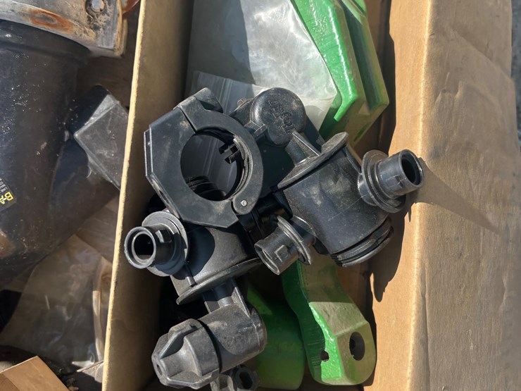 john-deere-608-image-4