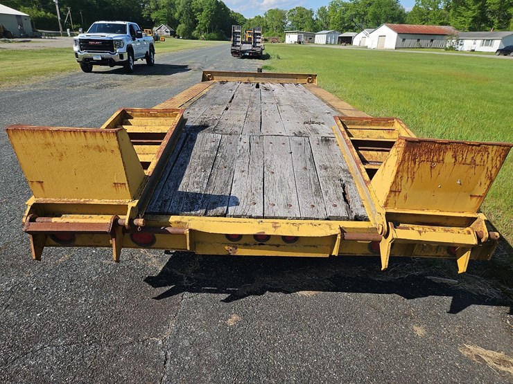 1987-eager-beaver-tri/a-utility-trailer-image-4