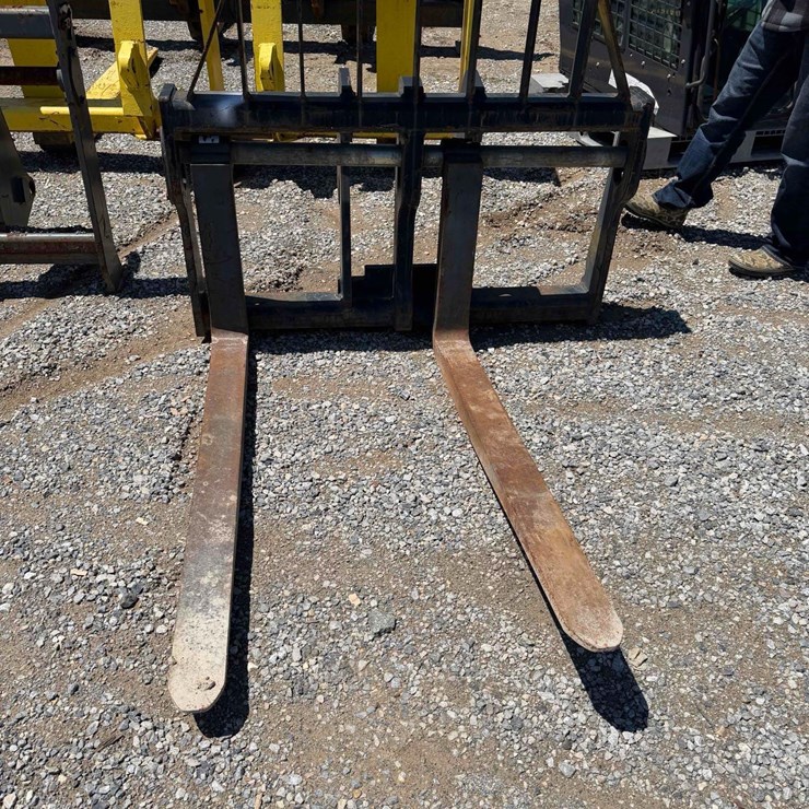 JCB Coupler Attached Pallet Forks