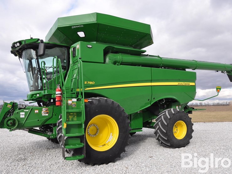 2023-john-deere-s780-image-1