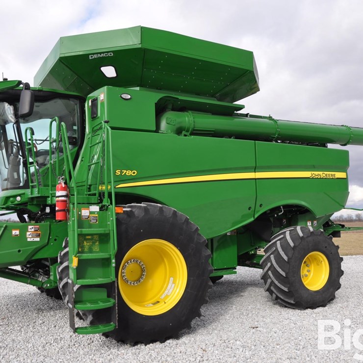 2023 JOHN DEERE S780